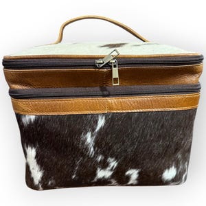 Fait main en cuir de vachette double compartiment maquillage/ vanity/cosmétiques, trousse de toilette personnalisée kit de rasage cuir véritable cow-girl/garçon western