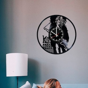 Kurt Cobain fan art design, Nirvana, Modern vinyl record clock, made from real vintage record 12&quot;,wall décor, best gift for rock music fan