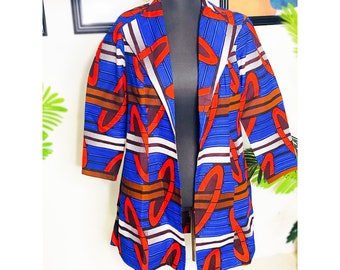 Veste Blazer Bleue africaine en Wax  : Une Touche Authentique de Mode Colorée