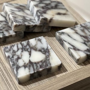 Calacatta Viola Marble coaster