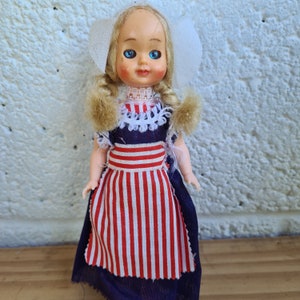 Vintage Dutch girl figure