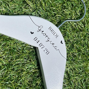 Personalised wedding hanger | Personalised coat hanger | Wedding Dress | Bridesmaid Proposal | Maid of Honour