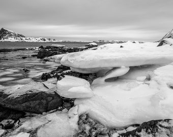 Instant Download Printable Wall Art : Landscape Photography - Lofoten Islands black and white