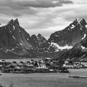 Instant Download Printable Wall Art : Landscape Photography - Lofoten Islands black and white