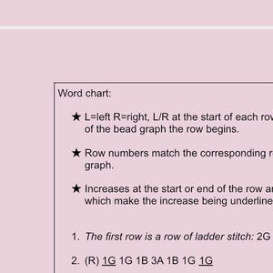 Op de afbeelding: Een witte pagina met tekst die een woordtabel voor een kralengrafiek beschrijft. De tabel legt rijnummers, verhogingen en steekinstructies uit. De tekst bevat afkortingen zoals "L", "R", "G", "B" en "A".