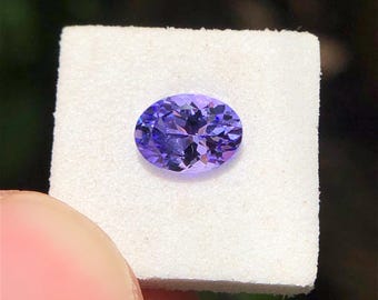 Natürlicher nicht erhitzter blau lila Tansanit 1.40 Ct oval geschliffener loser Edelstein 7.6x5.6 mm Violet Tansanit für Verlobungsring Schmuck machen