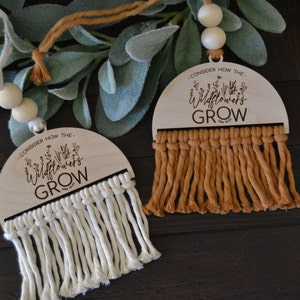 Car charm - rearview mirror - wildflowers - macrame - laser engraved - wall hanging - Car accessory for women.