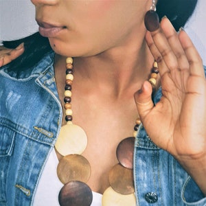 Flat wooden bead set