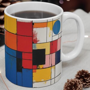 Modern Art Coffee Mug: Geometric Design, Tea Lover Gift