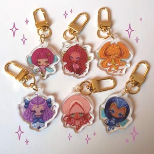 Chibi Pixie Schlüsselanhänger aus Acryl im Fairy Club Design