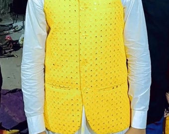 Giacca Nehru gialla: gilet in seta ricamato da uomo