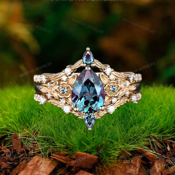 Floral unique cluster diamond bridal wedding ring set women twig leaf Vintage 6X8MM pear alexandrite engagement ring solid 14k yellow gold