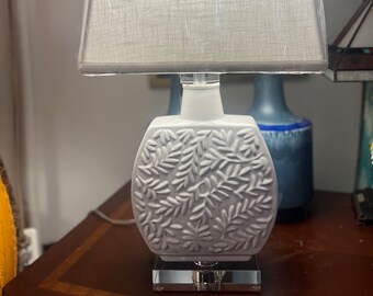 White Porcelain Pine Table Lamp