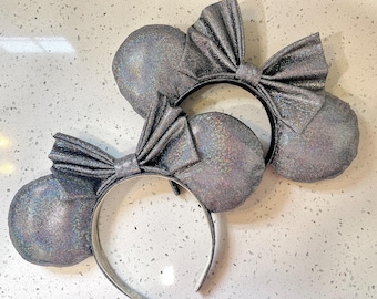 Fantasmic Sparkle Minnie Ears | Handmade Disney Mouse Ears | Black Iridescent