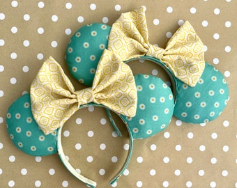 Sunshine & Daisies Minnie Ears | Handmade Disney Mouse Ears