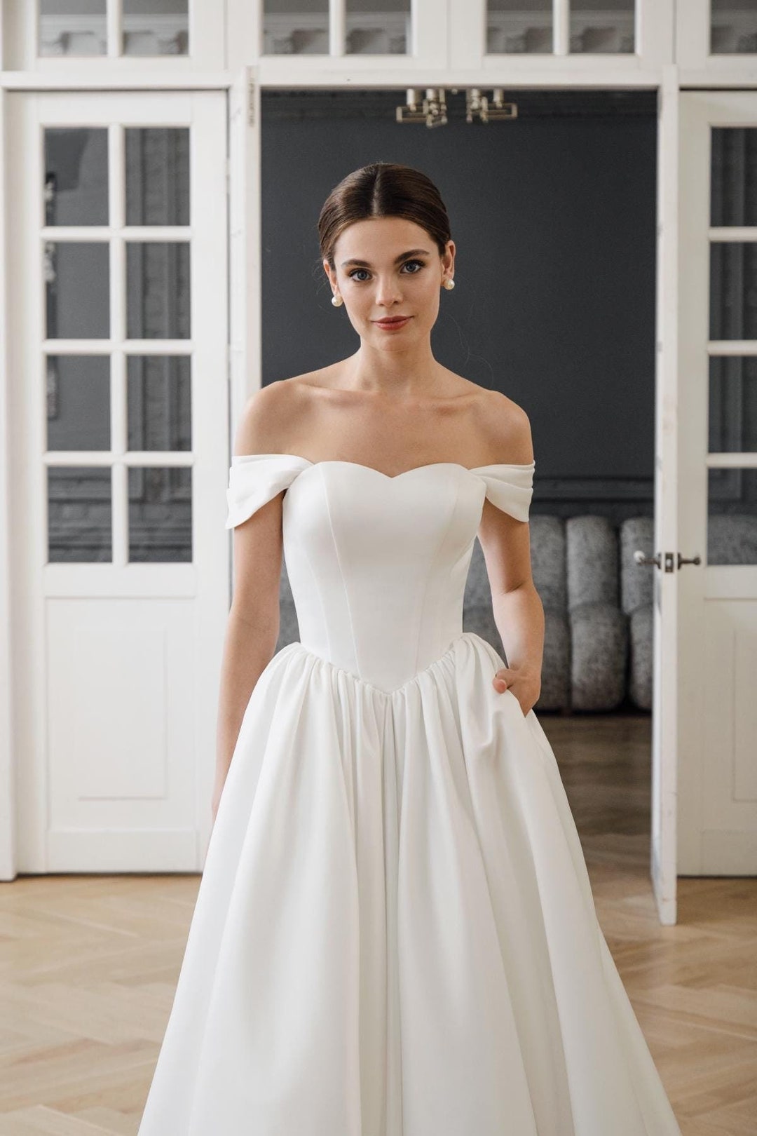 Off the Shoulder Wedding Dress – Princess Bridal Gown With Basque Waist and  Train – Vanessa - Etsy Sweden, image size:1080x1620