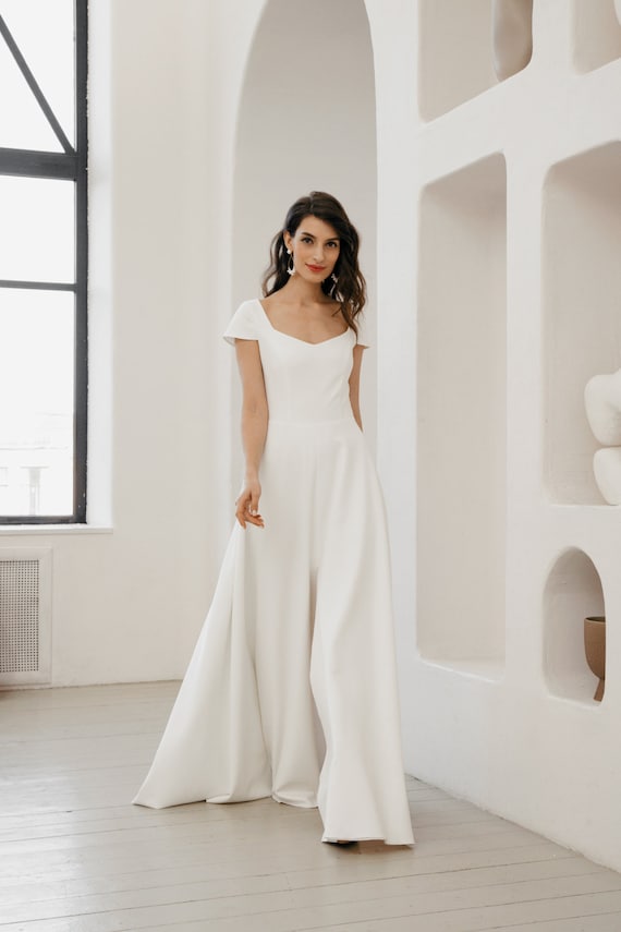 270 Best simple gowns ideas | simple gowns, long gown dress, long dress  design-pokeht.vn