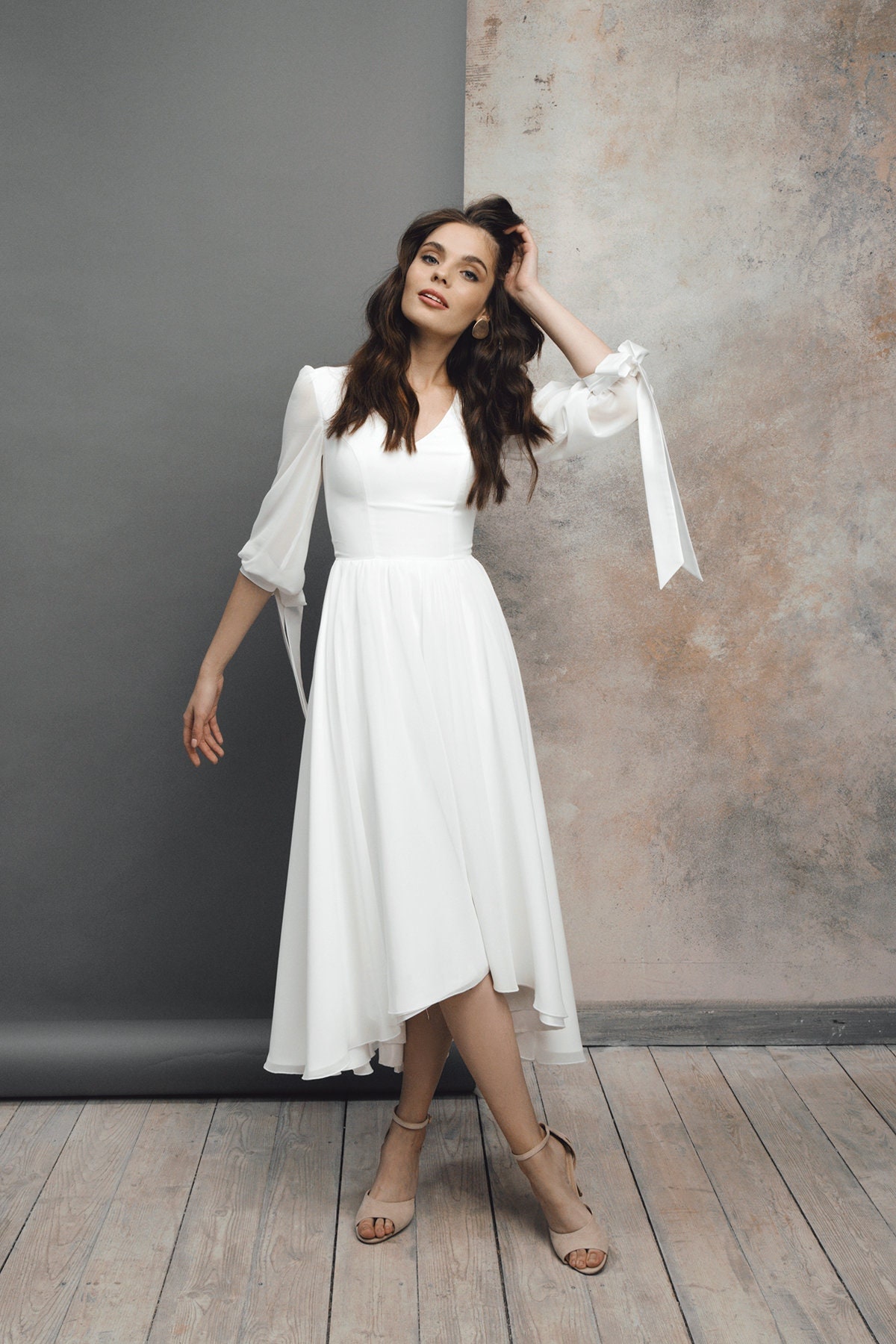 These High-Low Wedding Dresses Offer the Best of Both Worlds