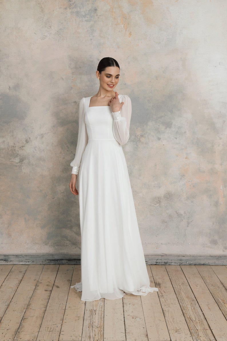 Square neck wedding dress with sleeves Caitlin image 7