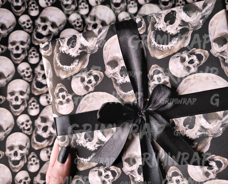 Skulls Galore Grimwrap | Skull wrapping paper, gothic gift wrap, Birthday ideas for him, luxury black gothic print wrap 画像 2