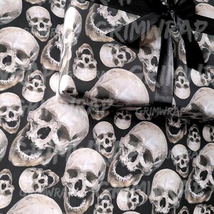Skulls Galore Grimwrap | Skull wrapping paper, gothic gift wrap, Birthday ideas for him, luxury black gothic print wrap 画像 4
