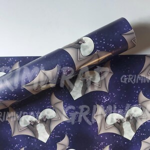 Papel de regalo de murciélago / Papel de regalo gótico morado para San Valentín imagen 1