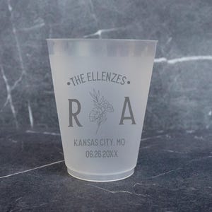 Wedding Frosted Cups, Personalized Initial Wedding Cups, Custom Frosted Wedding Cups, Custom Wedding Cups, Wedding Souvenirs, Cocktail Cups