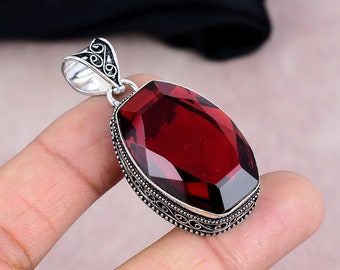 グリーントルマリン宝石ハンドメイド925シルバーメッキペンダント