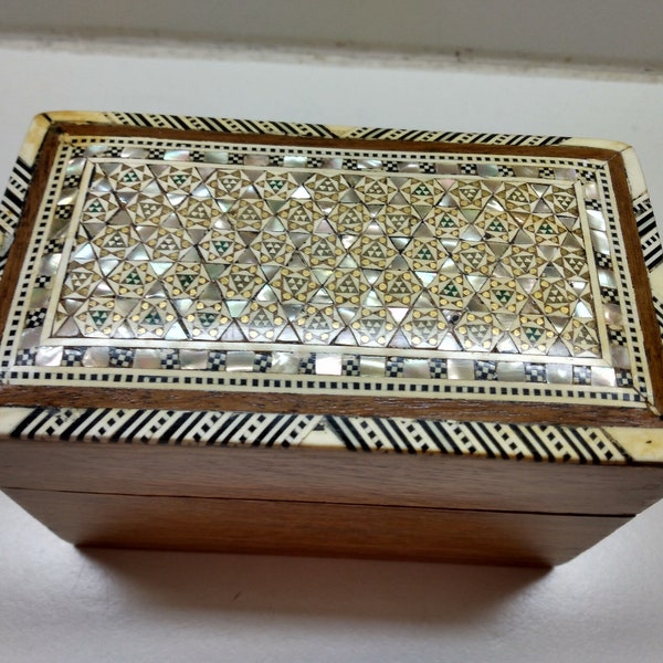 Vintage Egyptian Box Made Of Wood With Inlaid Mother Of Pearl Top