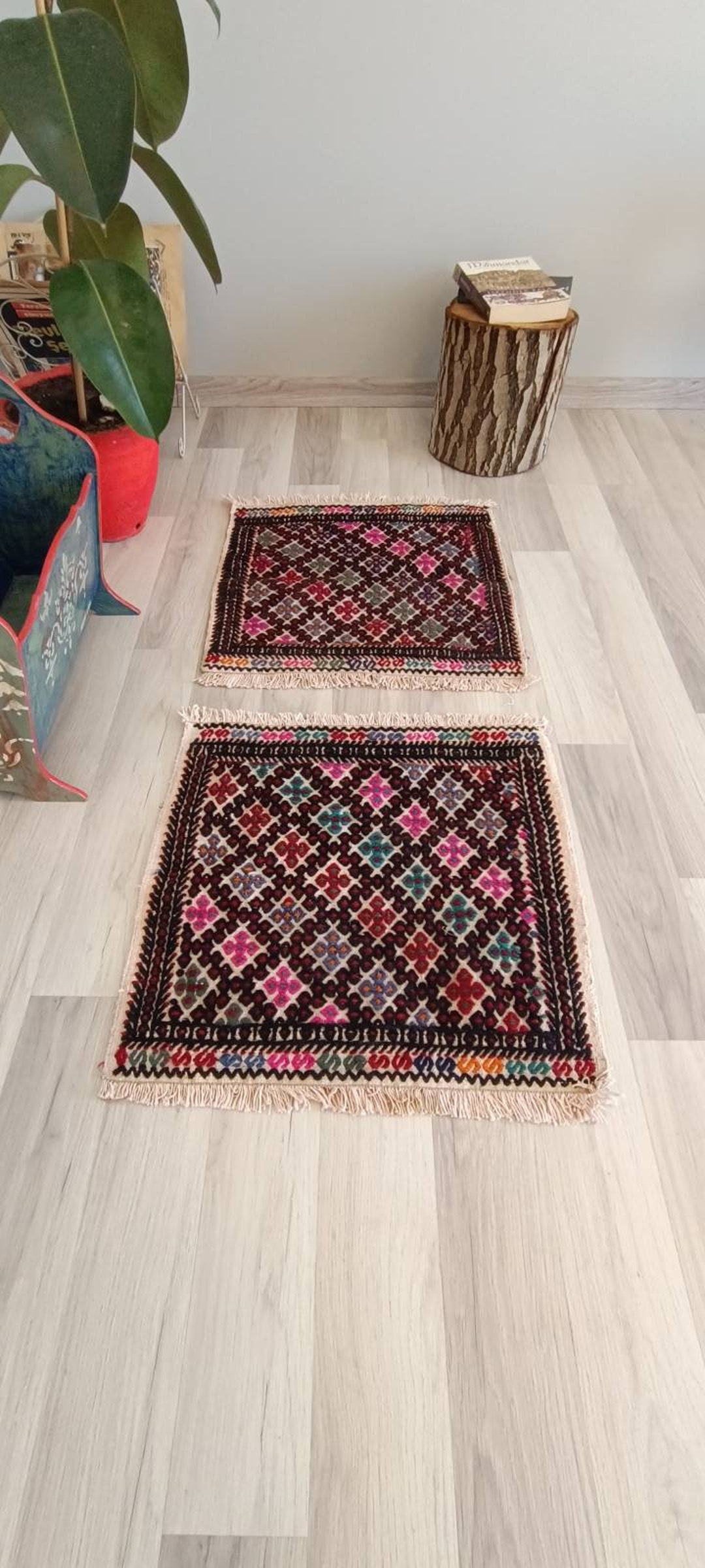 Small Rugs Roll Mini Vintage Rug 1.5x1.5 FT Mini Turkish Rug Miniature Handmade Rug ...