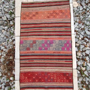 70x120 cm gewebter gestreifter Teppich gestreifter Kelimteppich Streifenteppich vintage gestreifter Akzentteppich Türkischer Teppich Küchenteppich
