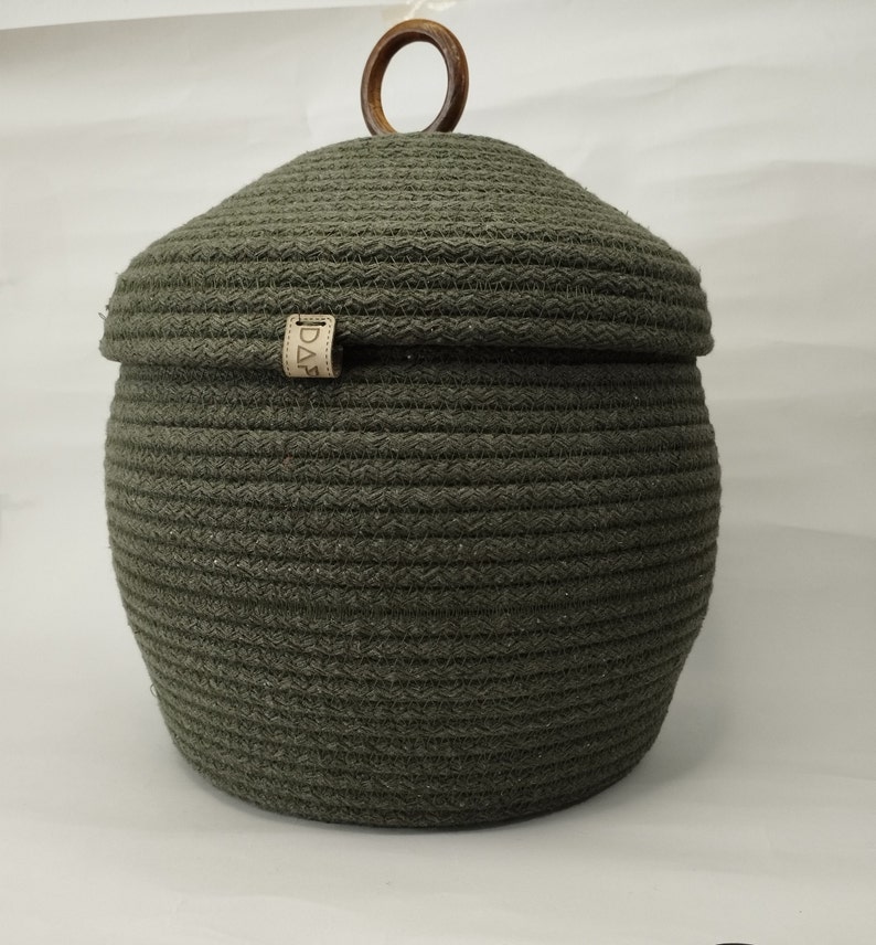 Multipurpose Organizer Basket,with Khaki Color Lid Cotton Rope Storage Decorative Storage Basket