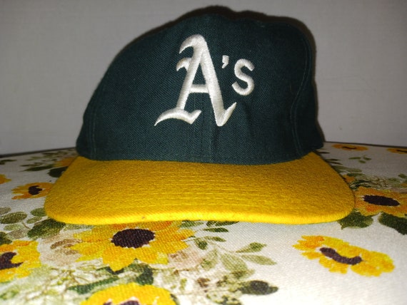 Oakland A's New Era Diamond/ 100% Wool Size 7/ Au… - image 1