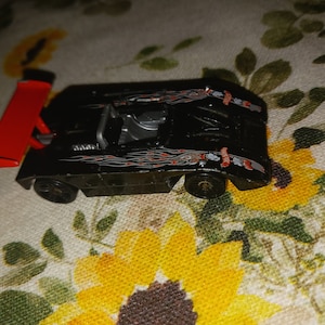 Vintage Hot Wheels 2001 Shadow MK Race Car