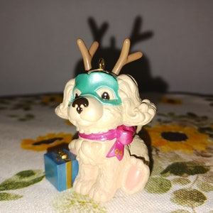 Vintage Hallmark Secret Santa Keepsake Ornament 1994