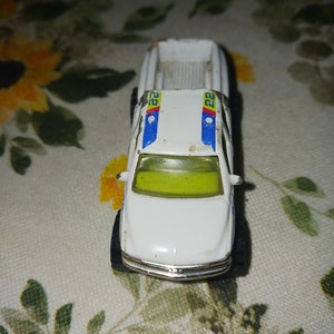 Vintage Matchbox 1999 Chevrolet Silverado 4x4 Diecast