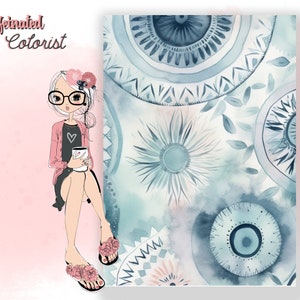 Könnte beinhalten: Eine Cartoon-Illustration einer Frau mit Brille und rosafarbenem Pullover, die mit einer Tasse Kaffee vor einem blauen und weißen Aquarellhintergrund mit einem kreisförmigen Muster sitzt.