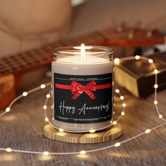 Candela Profumata Per 1° Anniversario - Lavanda E Vaniglia, 255g, 50 Ore Di Bruciato, Regalo Di Carta Per Coppie