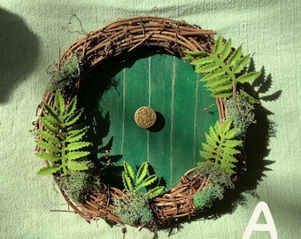 mini hobbit door wreath, cottagecore decor, fantasy wall art, fairycore wreath, goblincore moss art