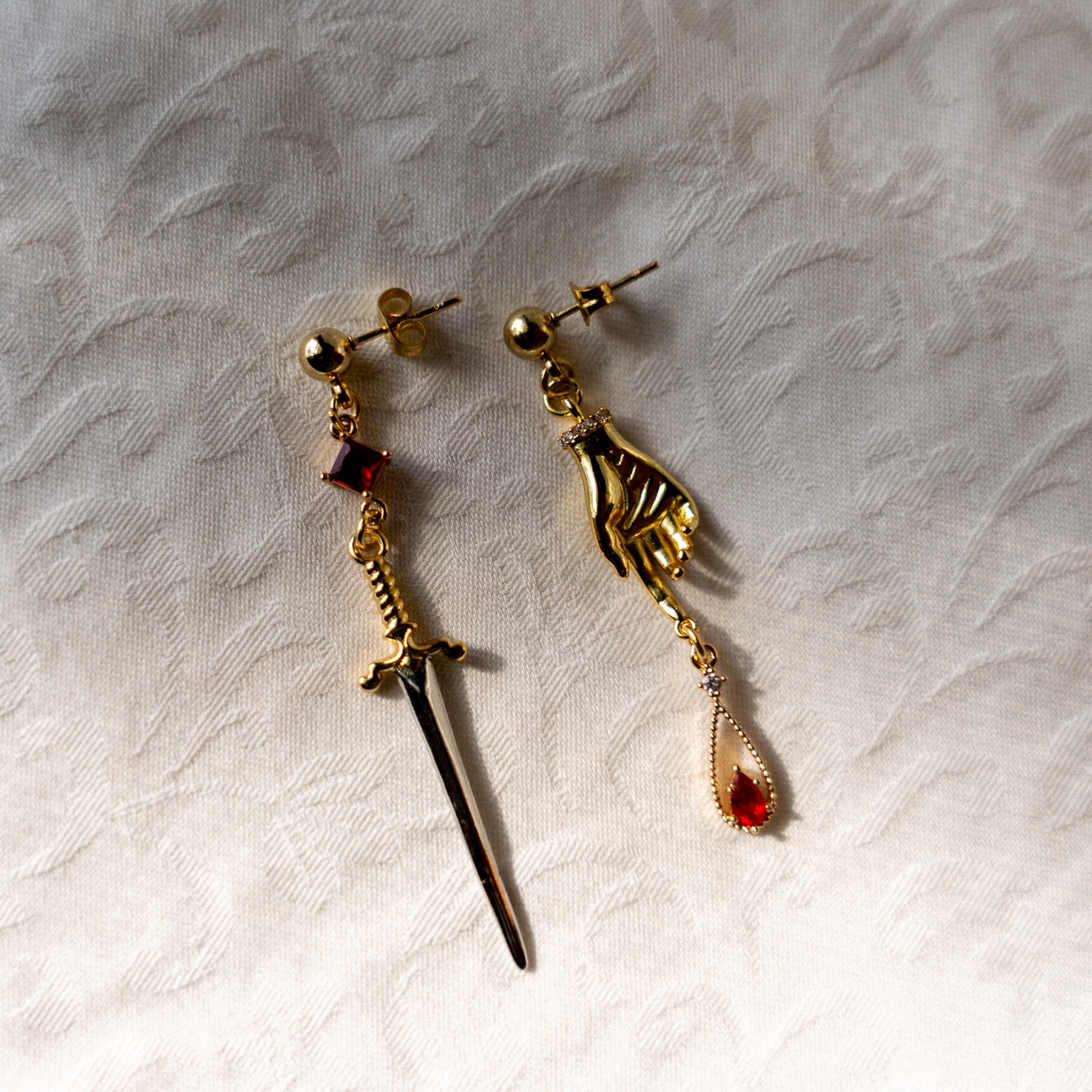 Jaime Lannister Earrings: Gold Sword & Hand Mismatched Earrings - Etsy