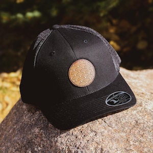 Traditional Japanese Wave Pattern Snapback – Unique Laser-Engraved Leather Patch Hat