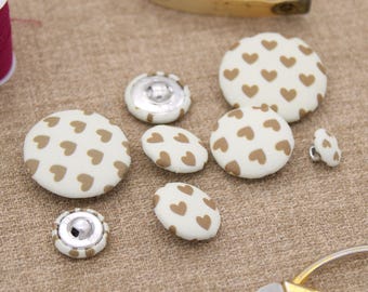 Herz gemusterte Knöpfe - Beige und Creme Stoff Knöpfe | Knöpfe zum Handannähen | Stoffbezogener Knopf | 18mm 22mm 28mm 30mm