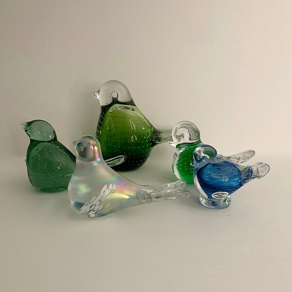 5 Swedish glass birds. glass bird figurines. Vintage Scandinavian design birds. Collectible glass birds. Gift from Sweden