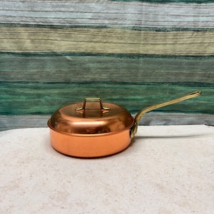Vintage KRÖGARHUSET Copper Frying Pan with Lid: Scandinavian Kitchen Decor