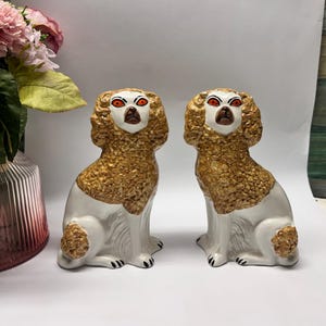 Antique Staffordshire Poodle Figurines – Early 20th Century Ceramic Dogs, Pair