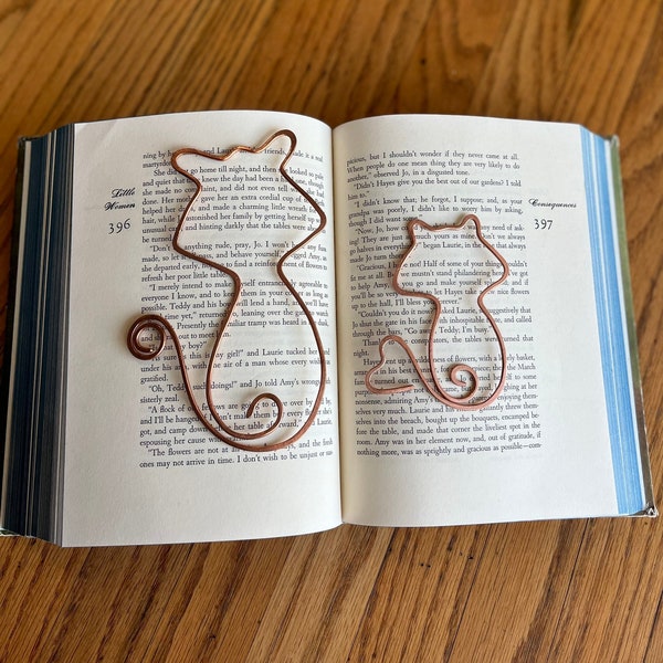 Kitty Cat Bookmark | Handmade Copper Bookmark | Wire Line Art | Cat Lady Cat Mom | Bookworm Gift | Book Accessories | Book Stationary