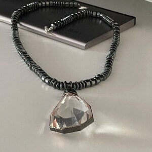 Pingente artesanal de cristal rochoso | Colar de hematita, joia com pedra preciosa natural