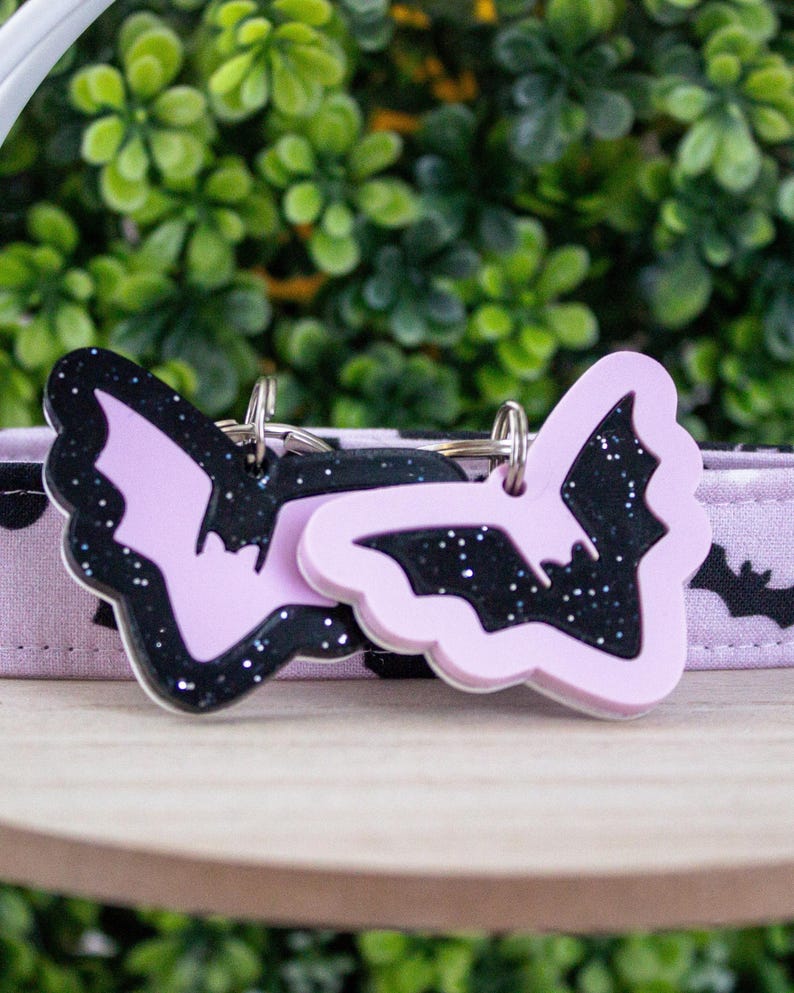 Baby Bat | Pastel Goth Dog Collar, Halloween Cat Collar, Breakaway Cat Collar, Spooky Martingale Collar, Bat Key Wristlet, Halloween Pet Tag bild 2