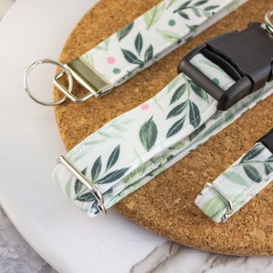 Sweet Ivy Wedding Dog Collar, Light Greenery Rustic Cat Collar, Breakaway Cat Collar, Custom Martingale Collar, Matching Key Fob Wristlet image 2