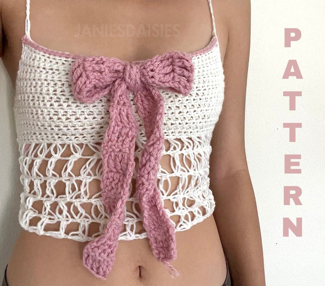 Bow Halter Top Pattern / Festival Top Crochet Pattern / Crochet Top Tutorial  / How to Crochet a A Crop Top / Easy Crochet Pattern / Summer 